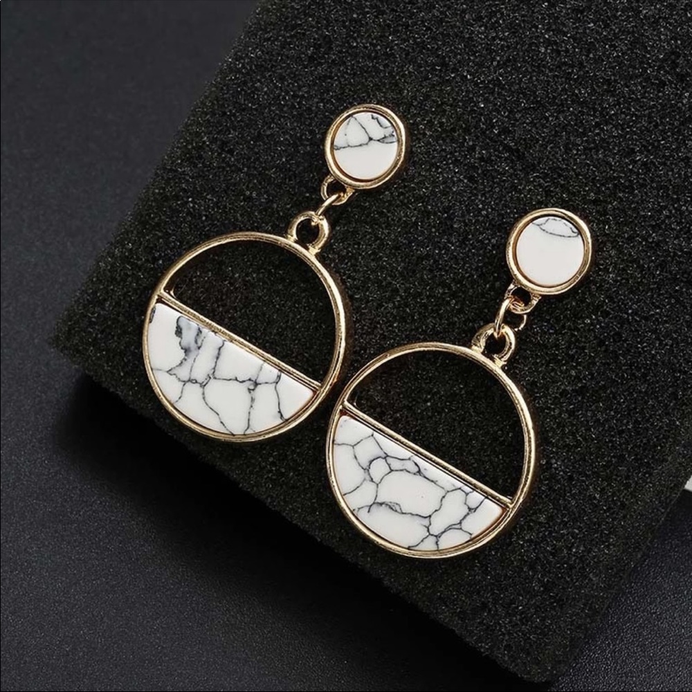 White gold marble earrings Nwt
